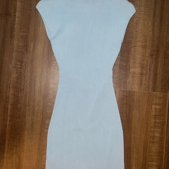 Aritzia Elegant Blue Knit Dress from Wilfred. - Picture 4 of 5